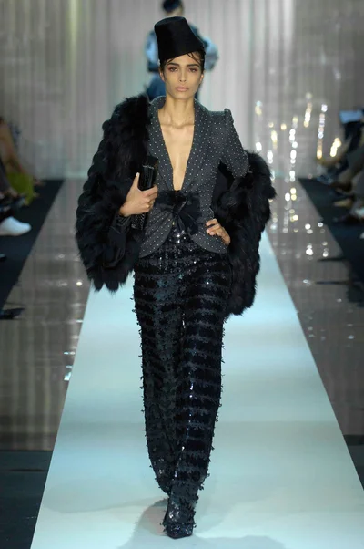 Look 14